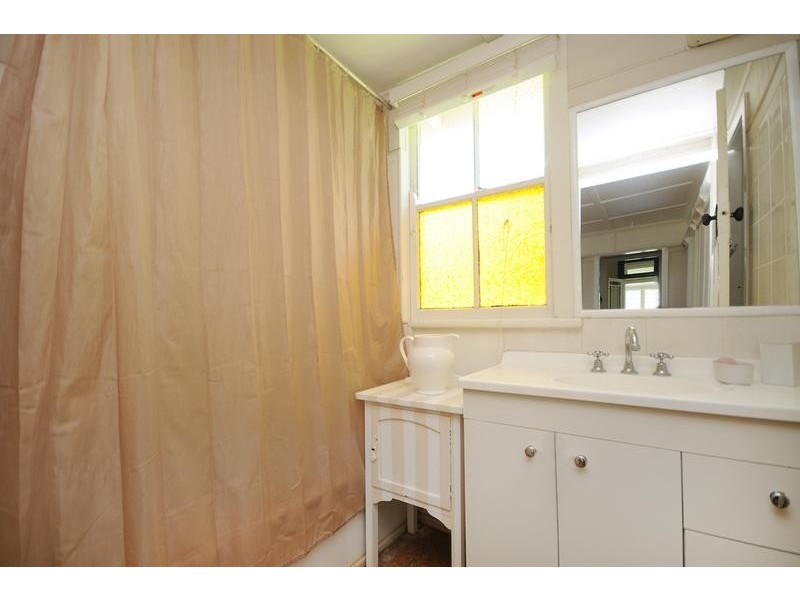 12 Atkinson Street, South Toowoomba QLD 4350