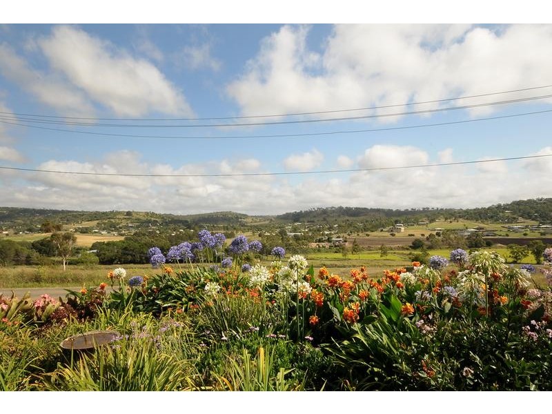 3 Daniel Street, Gowrie Junction QLD 4352