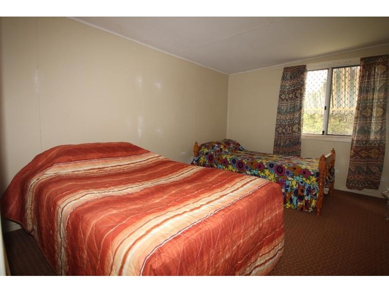 10268 New England Highway, Highfields QLD 4352