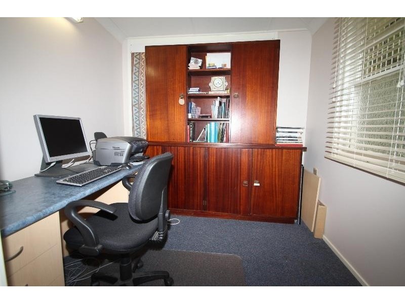 10268 New England Highway, Highfields QLD 4352