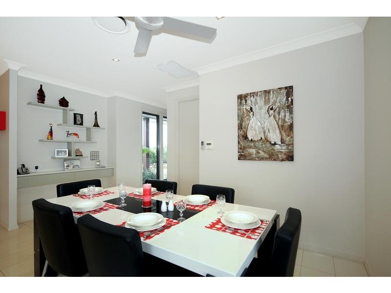 14 Kingfisher Drive, Highfields QLD 4352