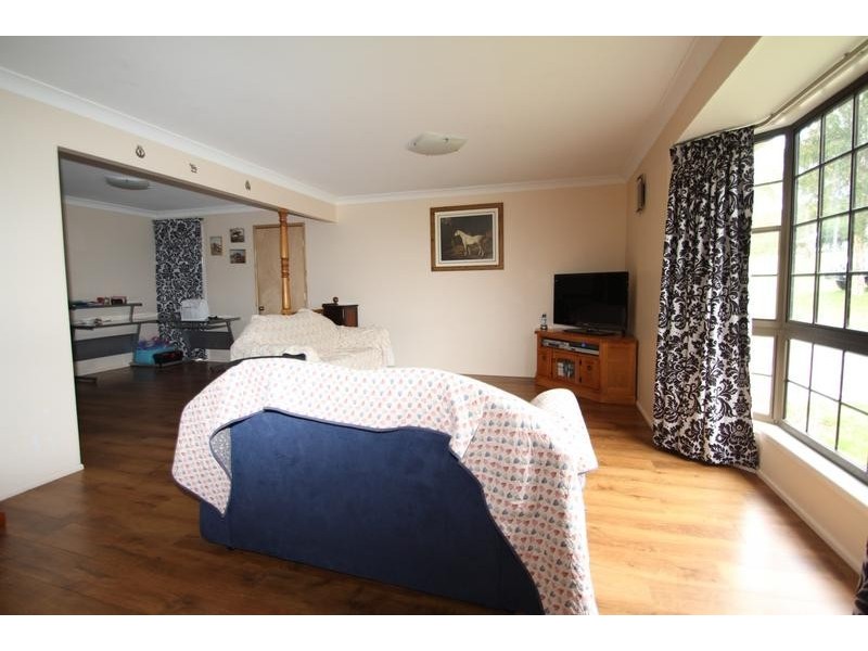 13 Bedwell Street, Cranley QLD 4350