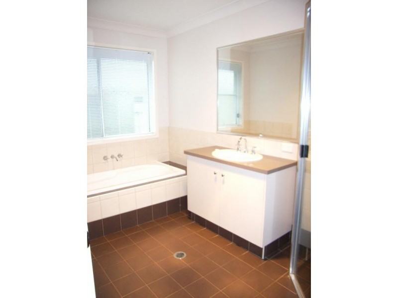17 Gorman Street, Darling Heights QLD 4350