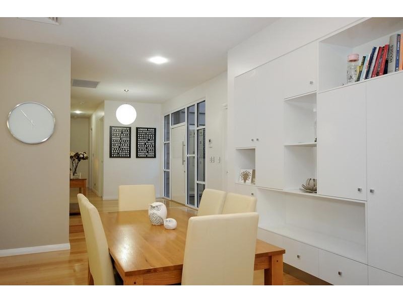 48 Mary Street, Mount Lofty QLD 4350