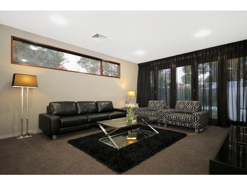 48 Mary Street, Mount Lofty QLD 4350