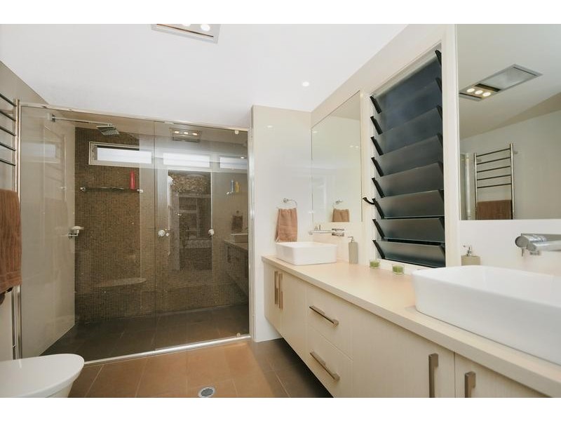 48 Mary Street, Mount Lofty QLD 4350