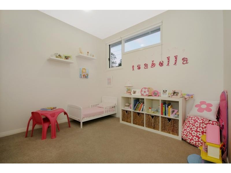 48 Mary Street, Mount Lofty QLD 4350