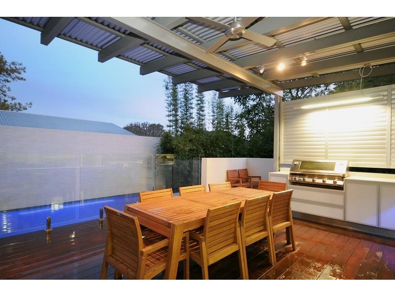 48 Mary Street, Mount Lofty QLD 4350