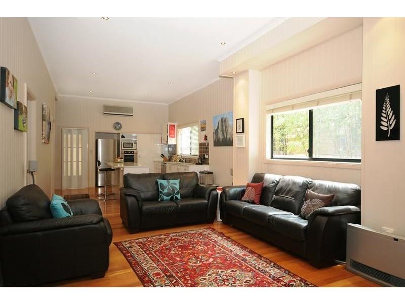 27 Ipswich Street, East Toowoomba QLD 4350
