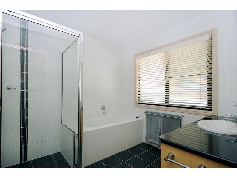 27 Ipswich Street, East Toowoomba QLD 4350