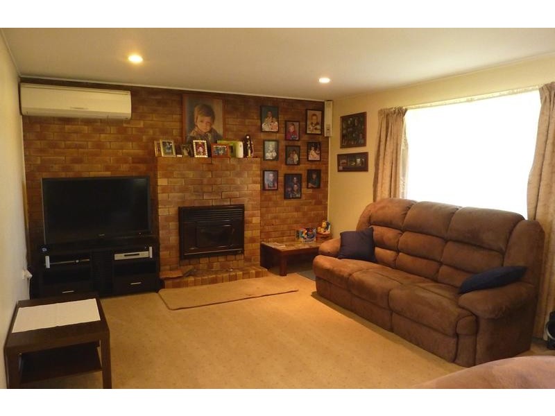 23 High Street, Wyreema QLD 4352