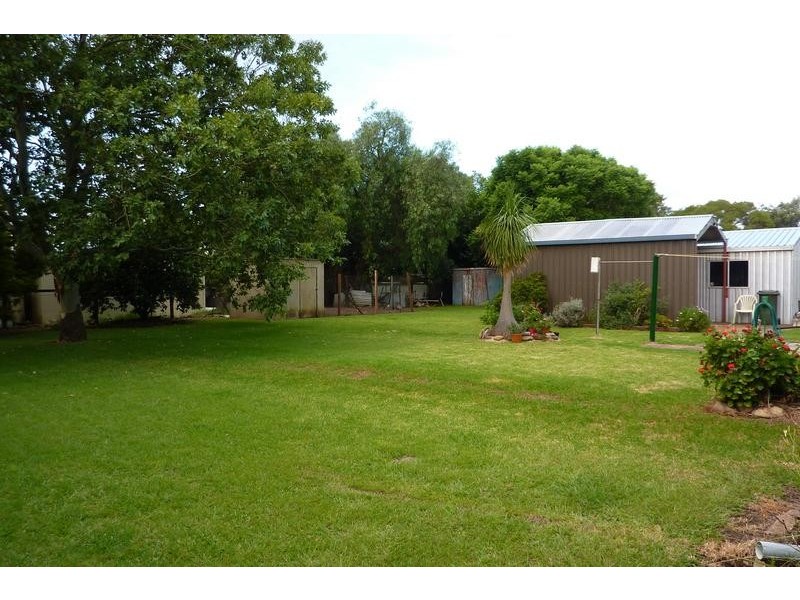 23 High Street, Wyreema QLD 4352