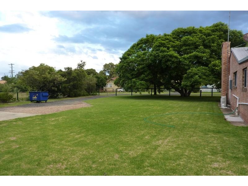 23 High Street, Wyreema QLD 4352