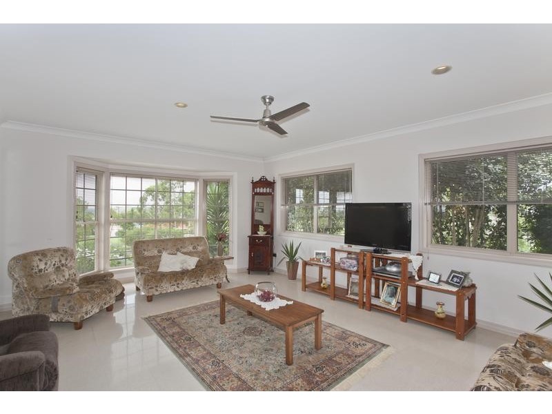 7 Jane Court, Cotswold Hills QLD 4350