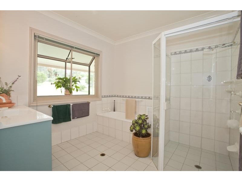 7 Jane Court, Cotswold Hills QLD 4350