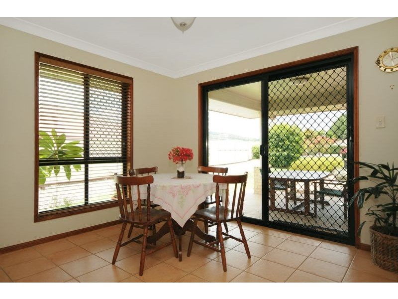 11 Bronte Street, Westbrook QLD 4350