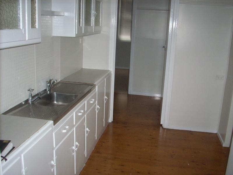 13 Knight Street, North Toowoomba QLD 4350