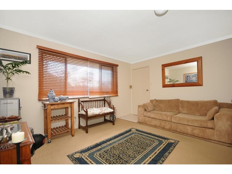 3/372 Tor Street, Newtown QLD 4350