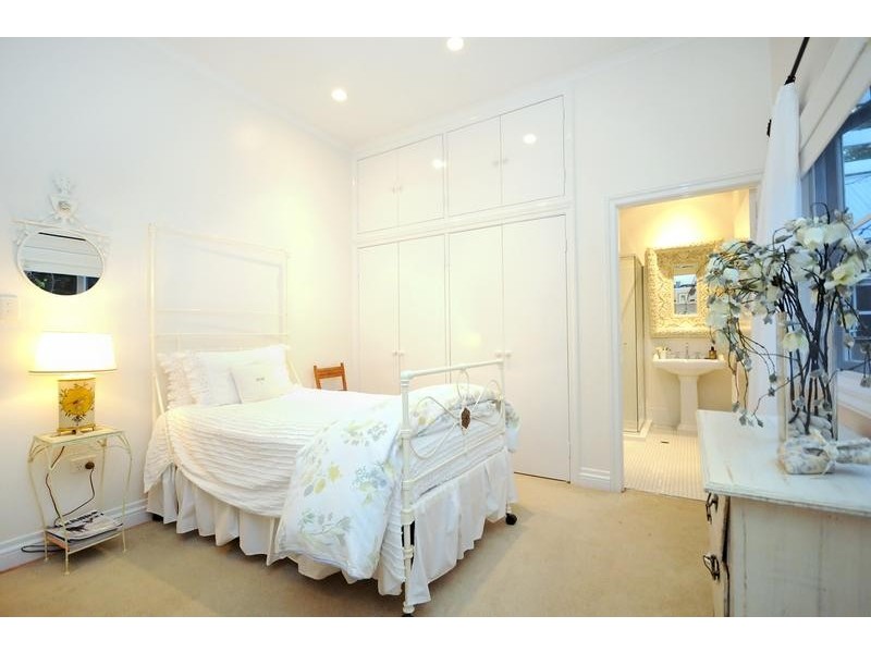 5 Geoffrey Street, Mount Lofty QLD 4350