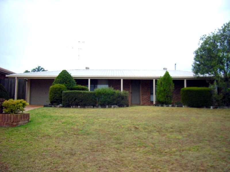 18 Kurrajong Street, Newtown QLD 4350
