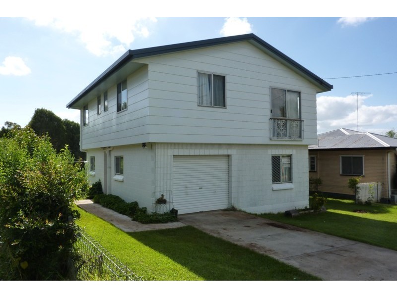 53 Hillview Avenue, Newtown QLD 4350