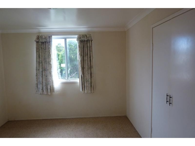 53 Hillview Avenue, Newtown QLD 4350