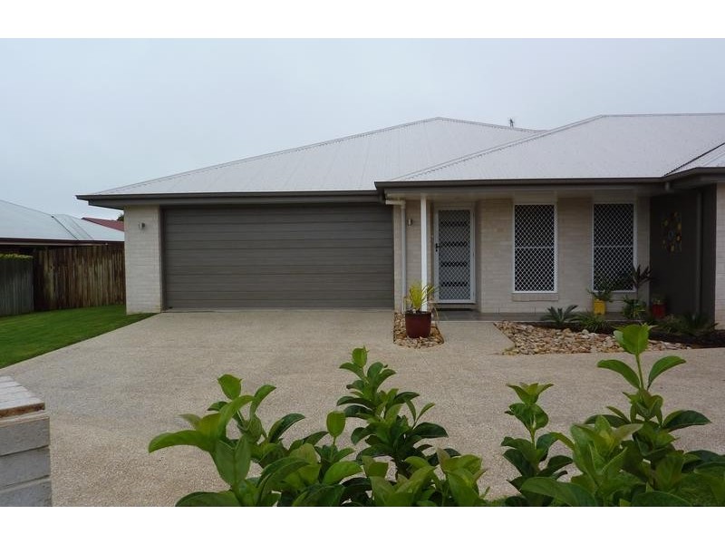 1/2 Meagan Close, Kearneys Spring QLD 4350