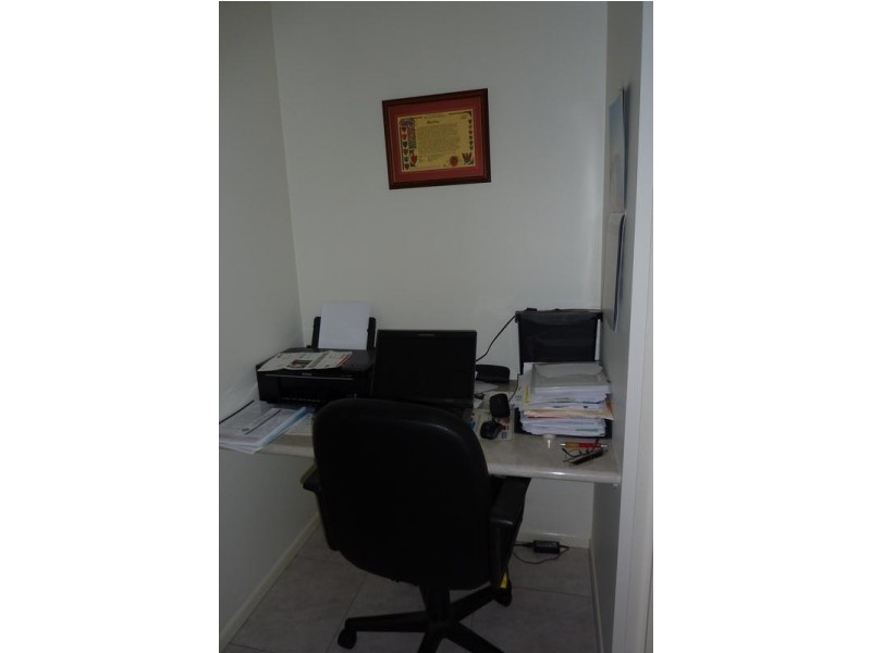 1/2 Meagan Close, Kearneys Spring QLD 4350