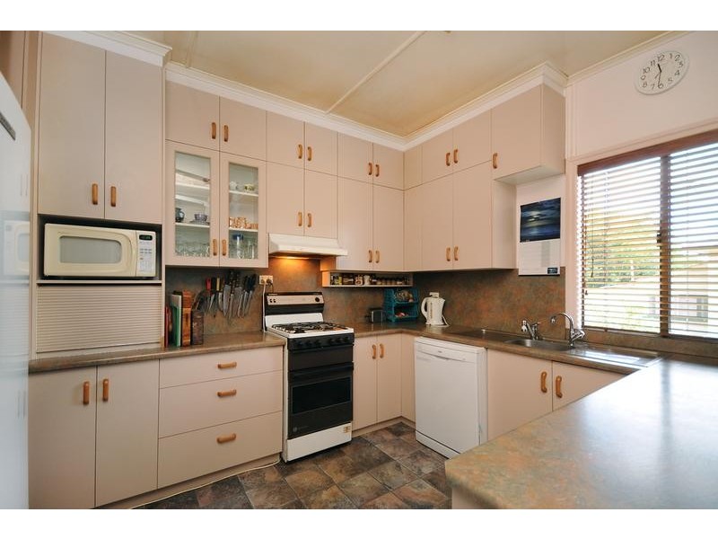 19 Bothwell Street, Newtown QLD 4350