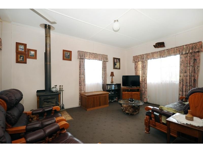 19 Bothwell Street, Newtown QLD 4350