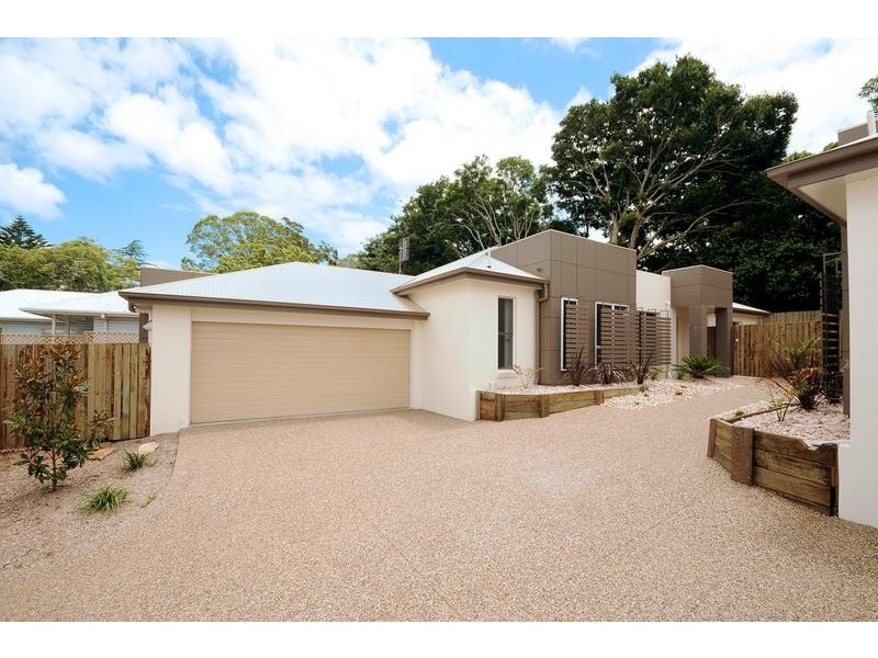 1 & 1a Barry Street, Mount Lofty QLD 4350