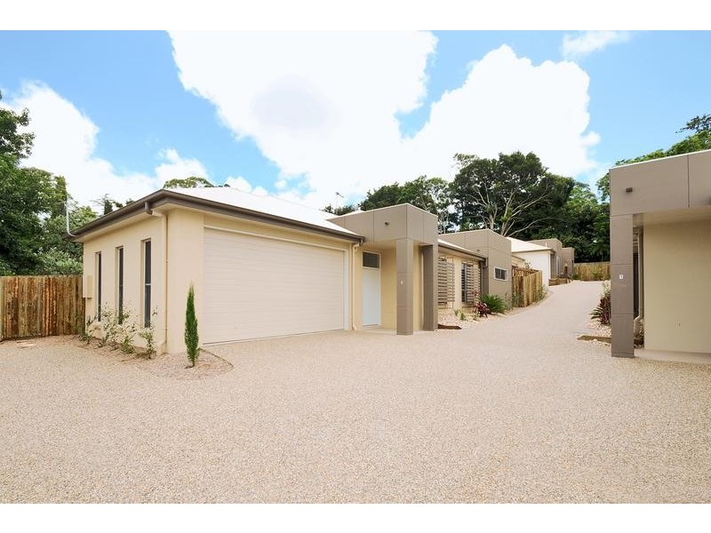 1 & 1a Barry Street, Mount Lofty QLD 4350
