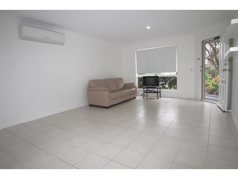 4/81 North Street, Harlaxton QLD 4350