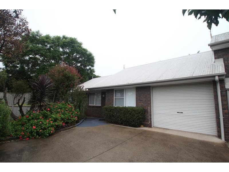 4/81 North Street, Harlaxton QLD 4350