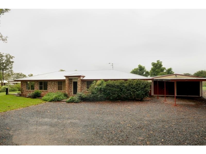 26 Kennedy Street, Cabarlah QLD 4352