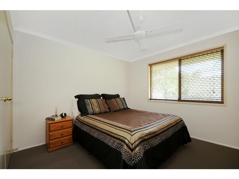 26 Amos Crescent, Mount Lofty QLD 4350