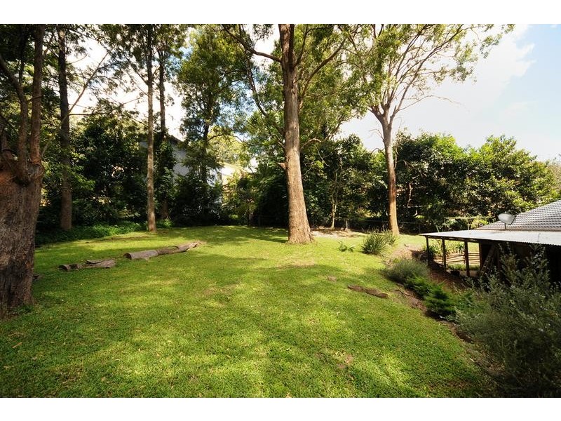 26 Amos Crescent, Mount Lofty QLD 4350