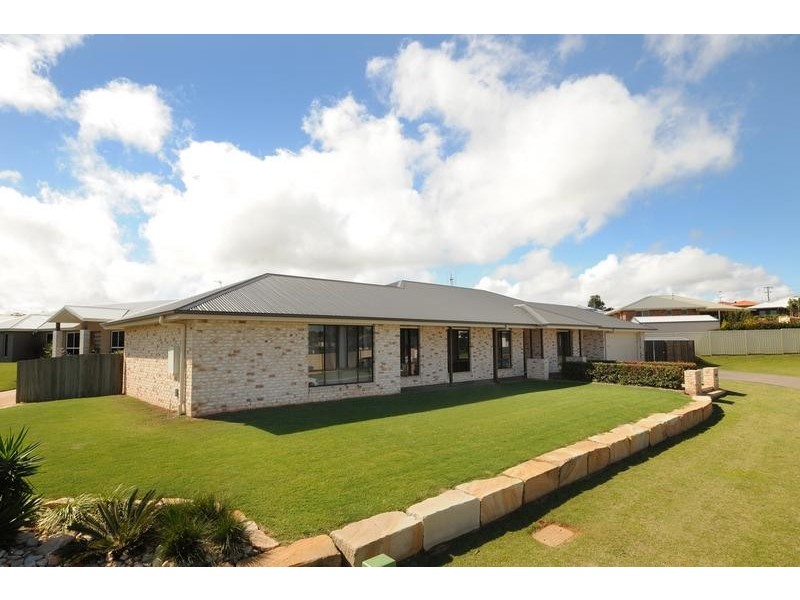 13 Oliver Street, Highfields QLD 4352