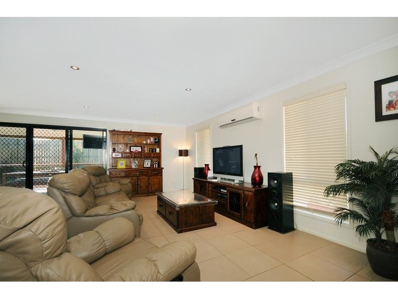 13 Oliver Street, Highfields QLD 4352