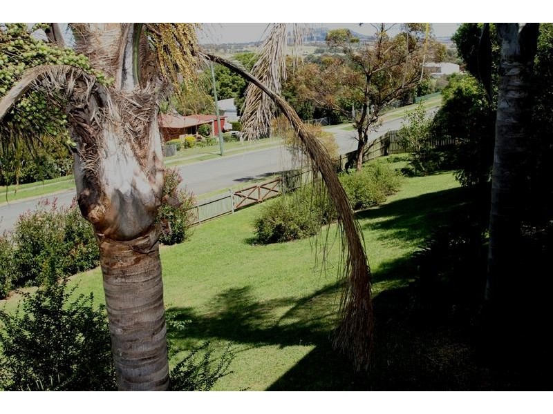 28 Treeline Drive, Gowrie Junction QLD 4352