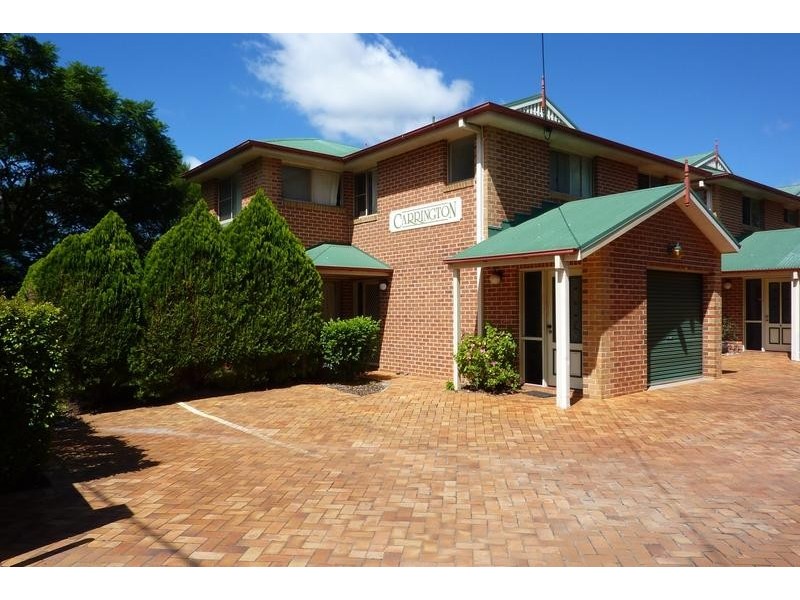 1/150 Russell Street, Newtown QLD 4350