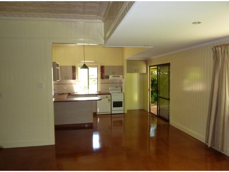 10 Listohan Street, North Toowoomba QLD 4350