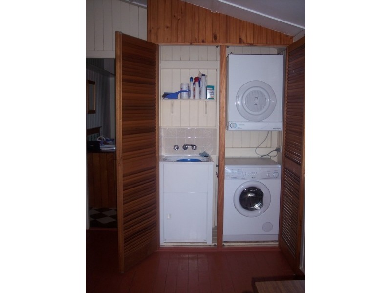 5 Rosewood Street, Newtown QLD 4350