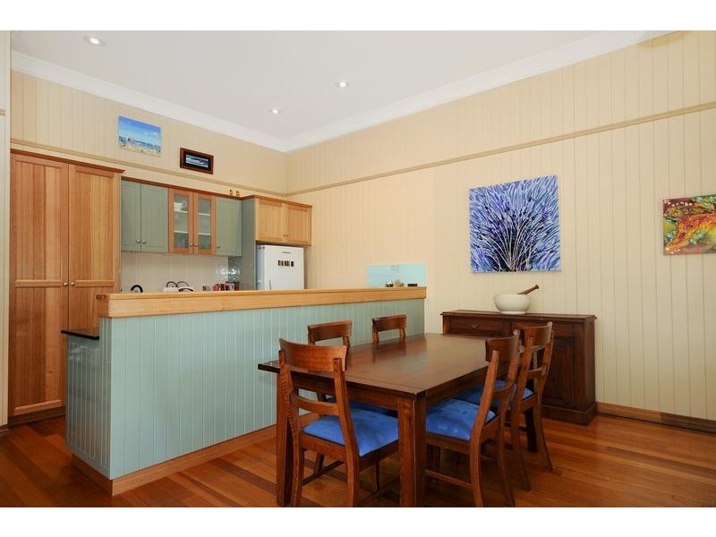 11 Warren Street, East Toowoomba QLD 4350