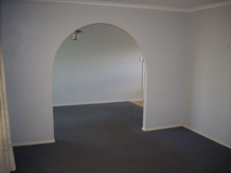 6 Magnolia Street, Centenary Heights QLD 4350