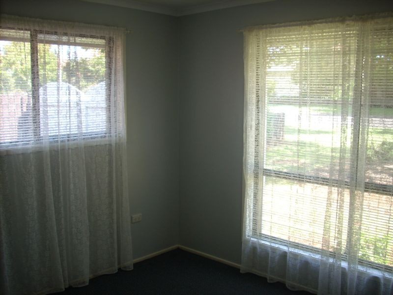 6 Magnolia Street, Centenary Heights QLD 4350