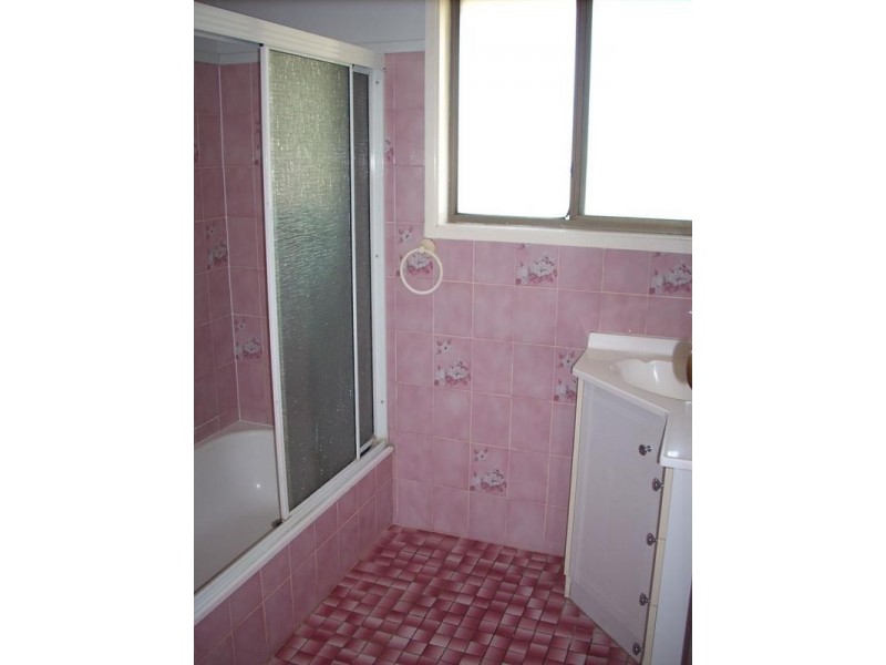 6 Magnolia Street, Centenary Heights QLD 4350