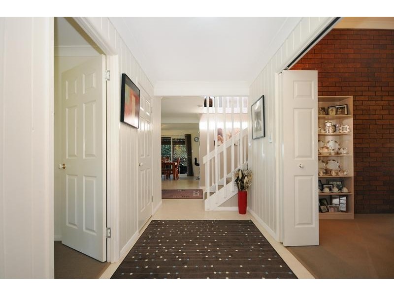 16 Skyline Drive, Blue Mountain Heights QLD 4350