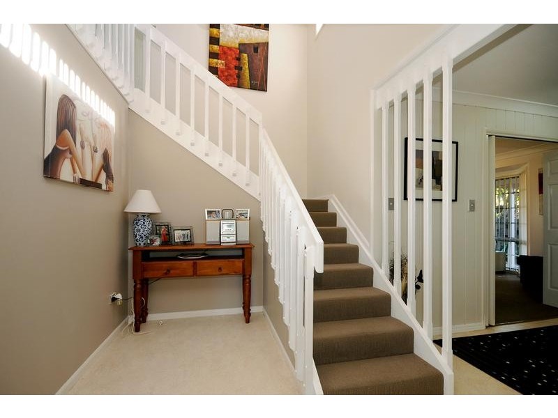 16 Skyline Drive, Blue Mountain Heights QLD 4350