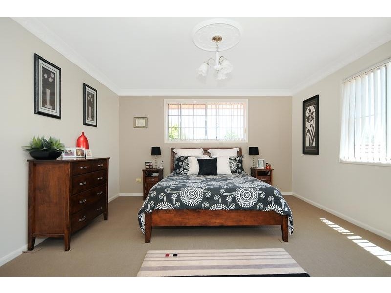 16 Skyline Drive, Blue Mountain Heights QLD 4350